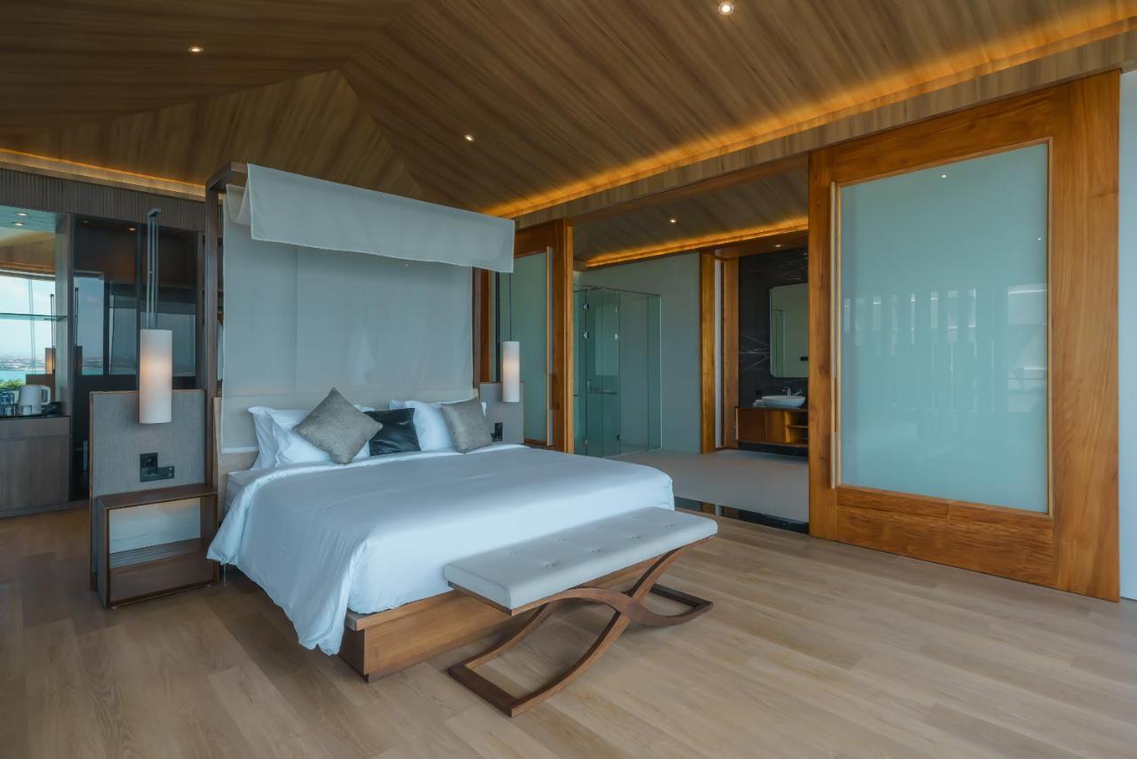 Beyond The Sea - Luxe Sea View Villa In Jimbaran Bagian luar foto